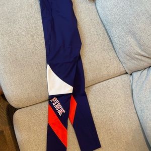 Pink ultimate leggings size medium barely worn!